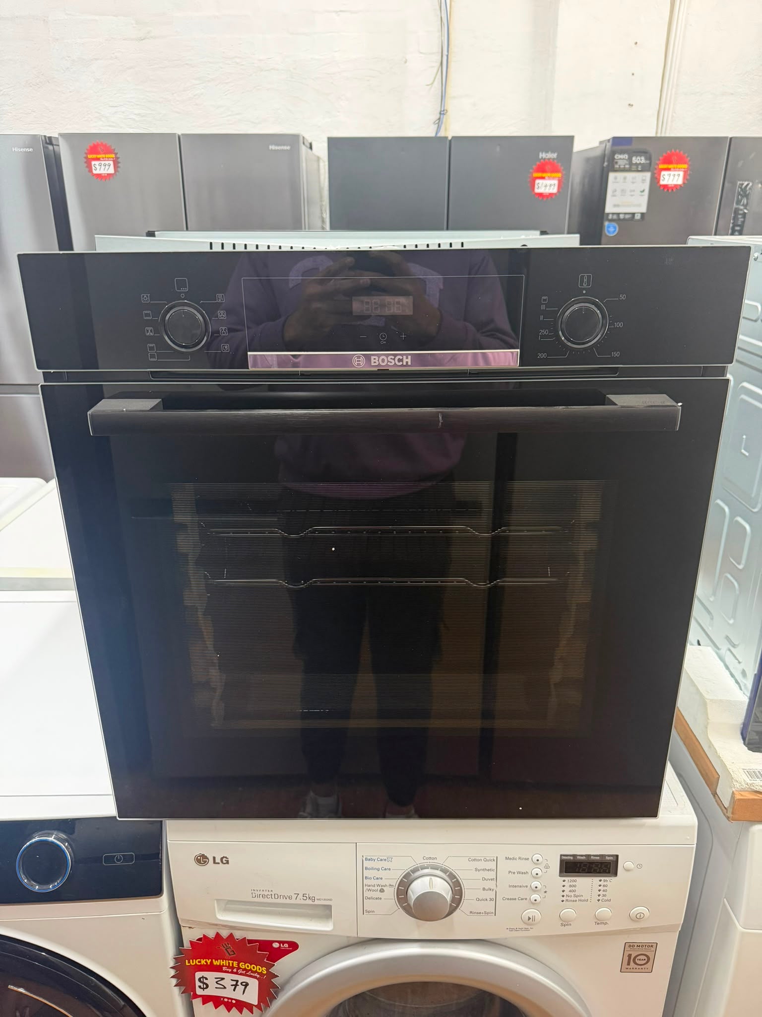 Bosch Series 4 60cm Multifunction Oven HBA534BB3A – Factory Seconds