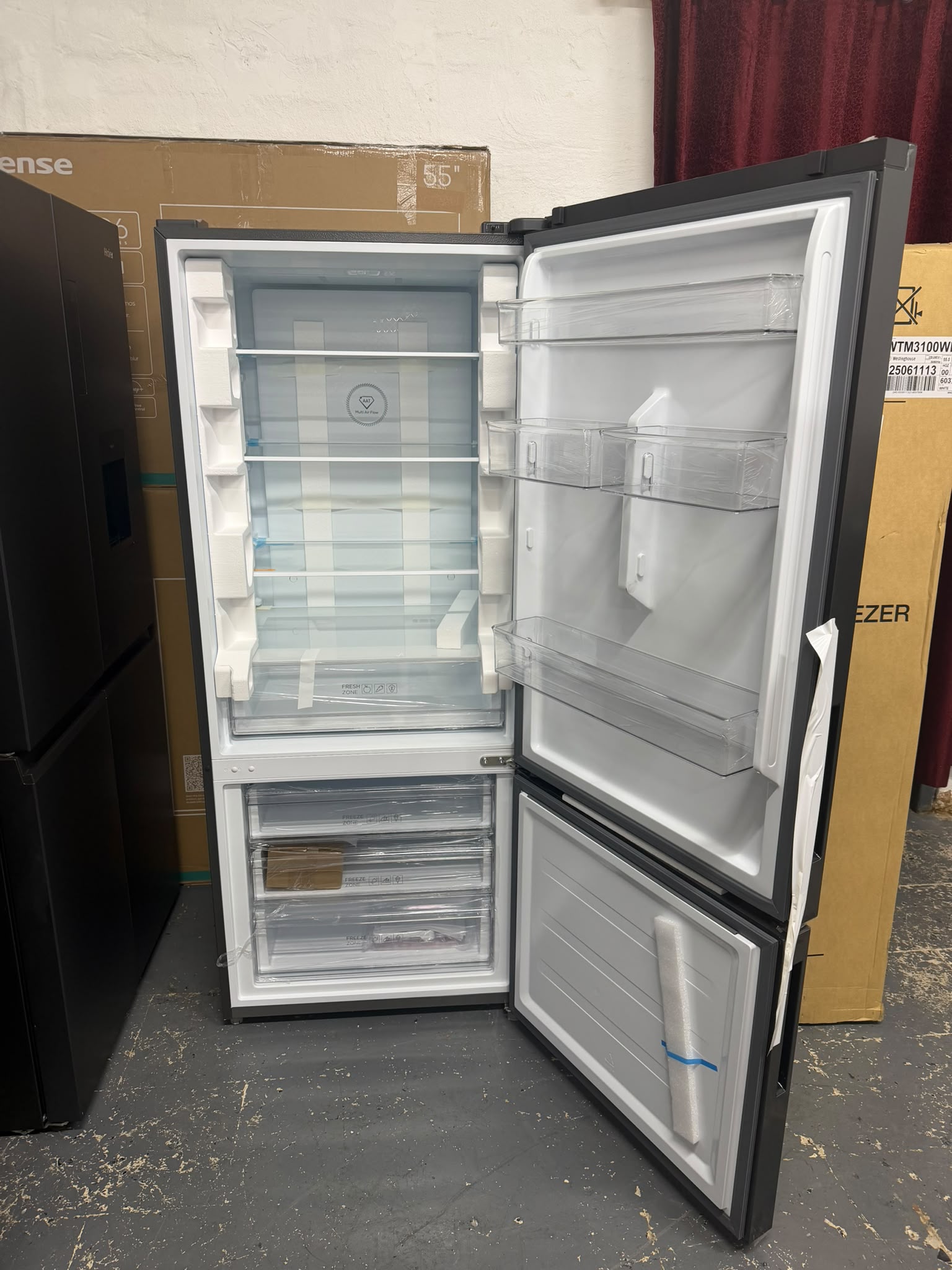 TCL 416L Bottom Mount Fridge TRF445BB – Factory Seconds