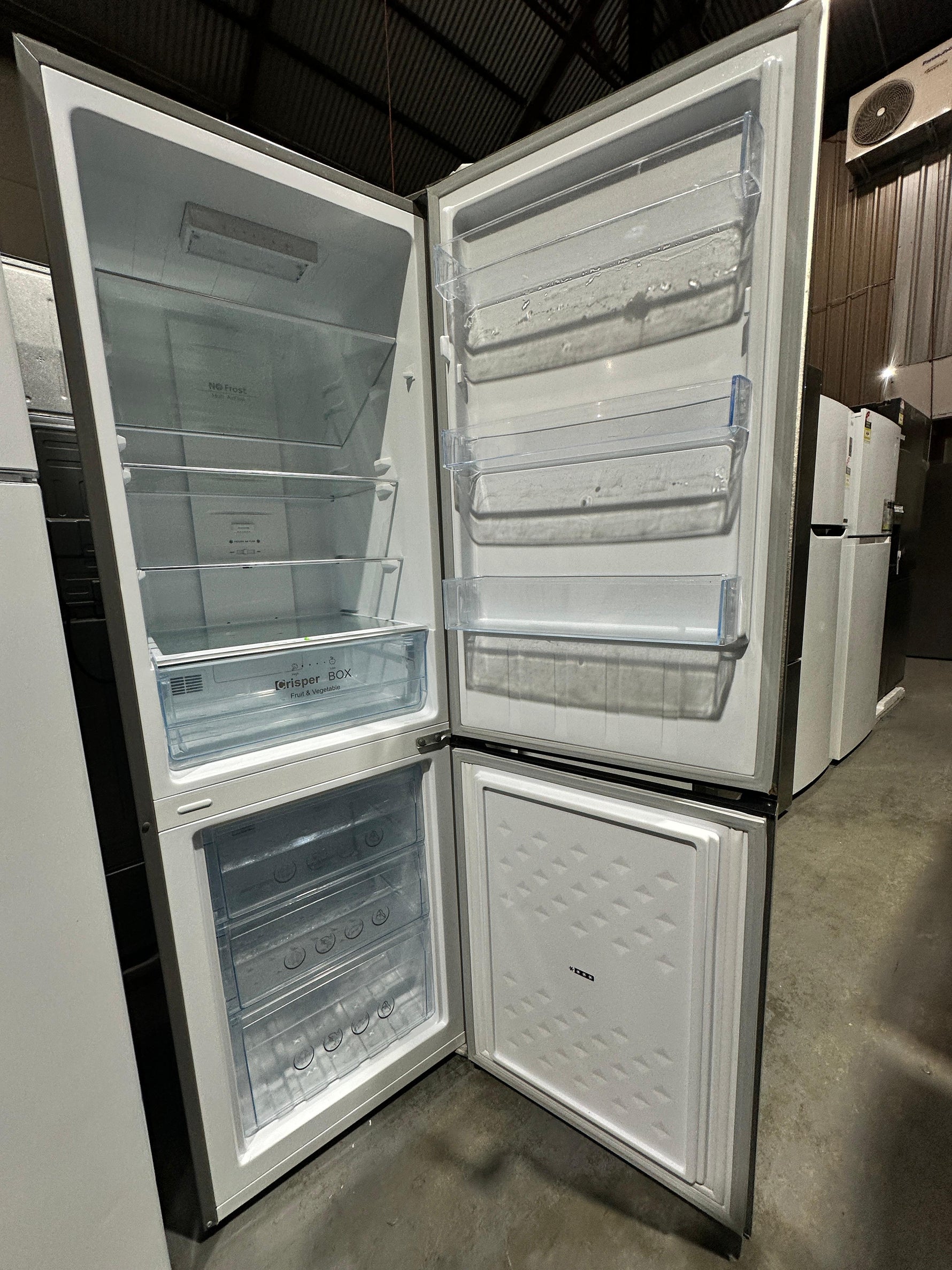 CHiQ 231L Bottom Mount Fridge Freezer – Refurbished