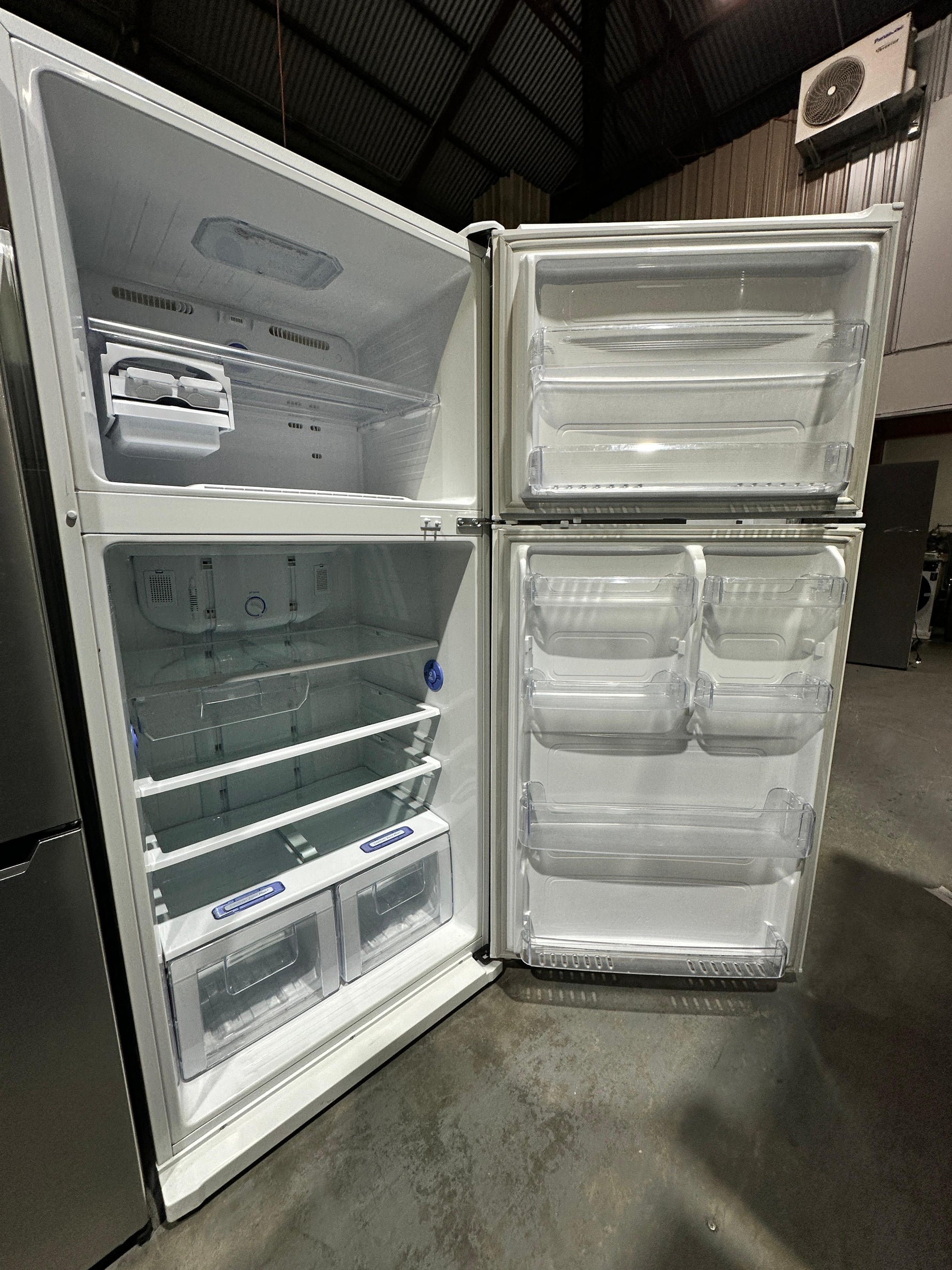 Samsung 471L Top Mount Fridge Freezer – Refurbished