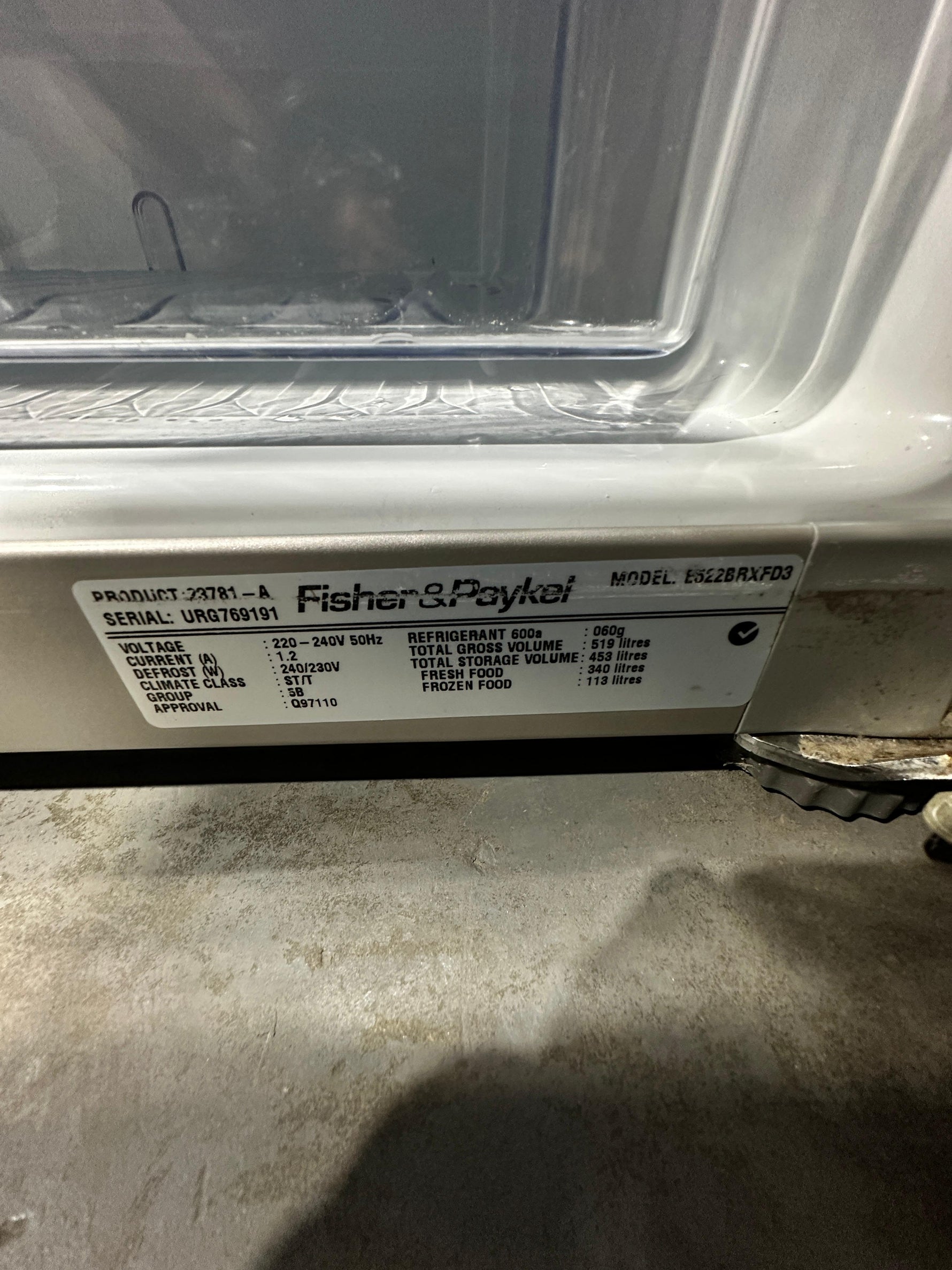 Fisher & Paykel 519L Bottom Mount Fridge Freezer – Refurbished
