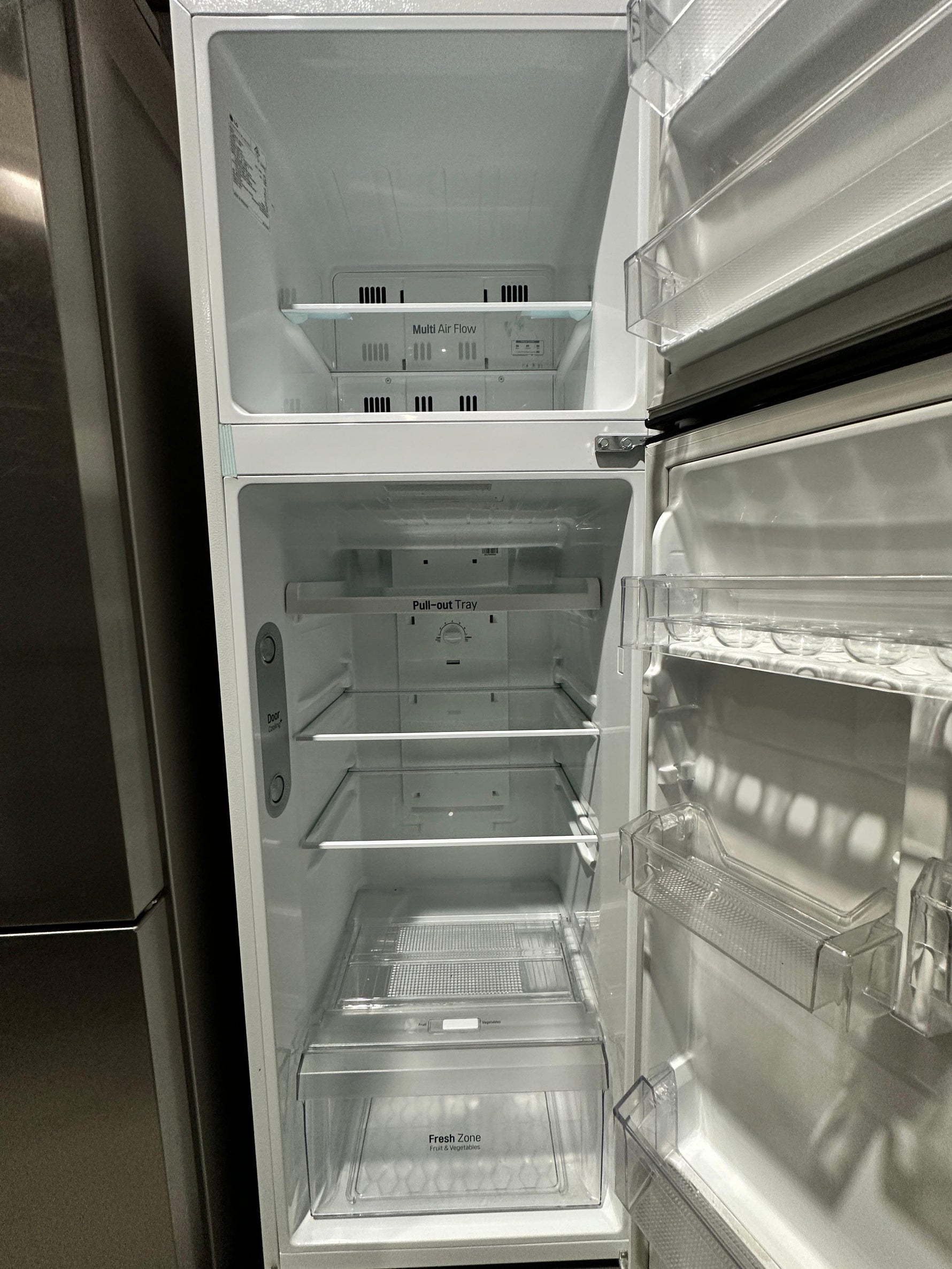 LG 279L Top Mount Fridge Freezer – Refurbished