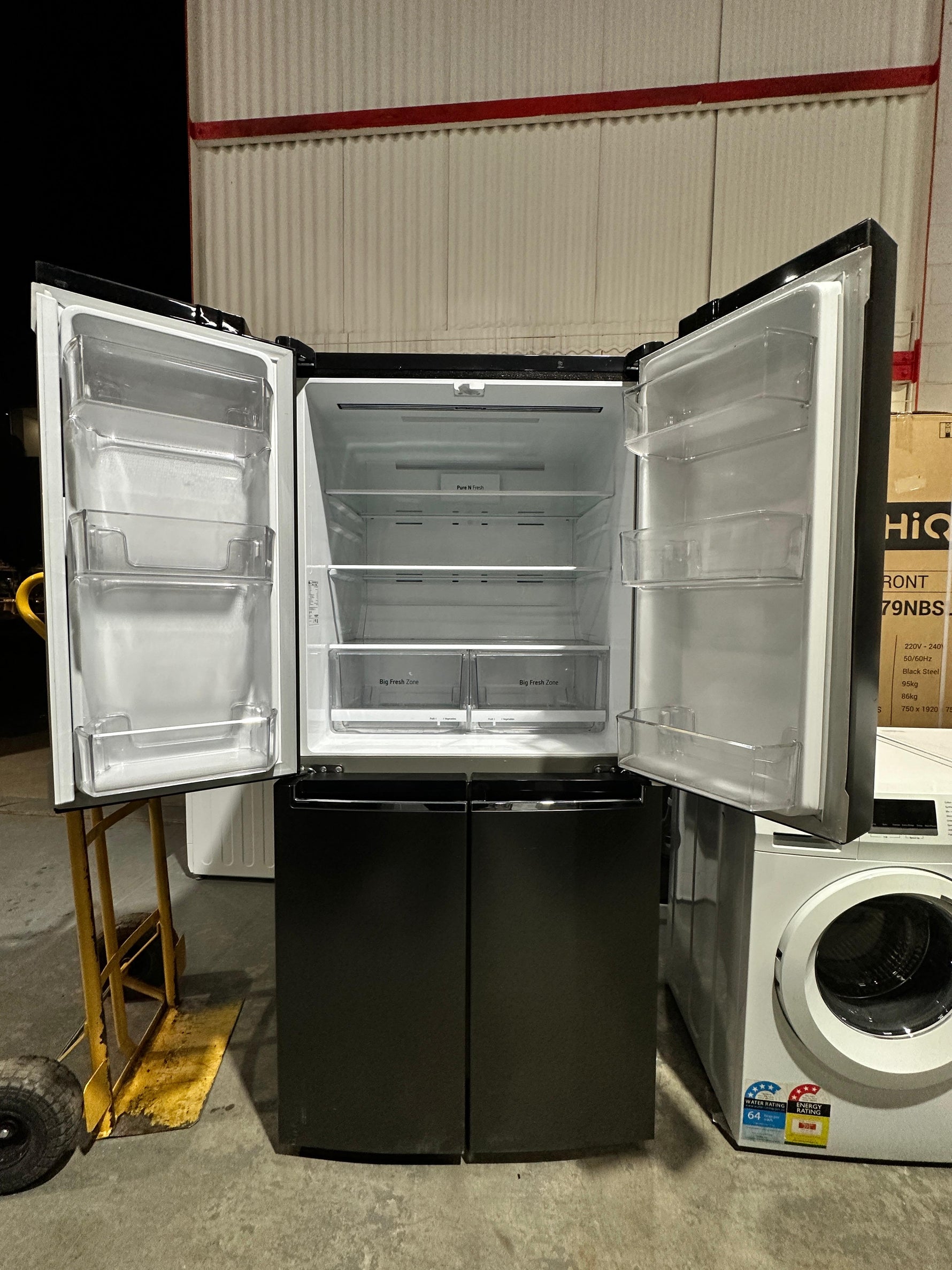 LG 594L Quad Door Fridge Freezer – Refurbished