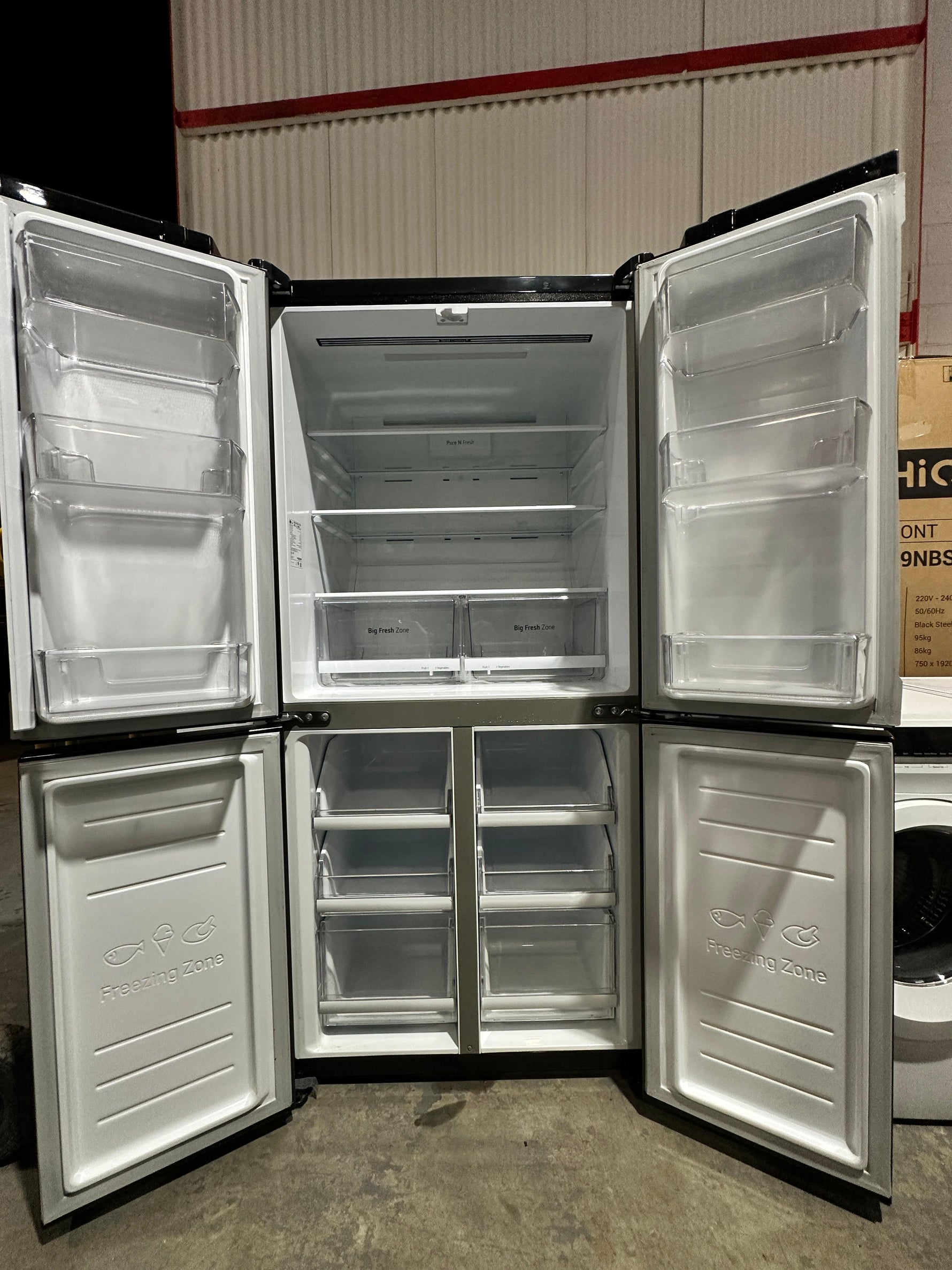 LG 594L Quad Door Fridge Freezer – Refurbished