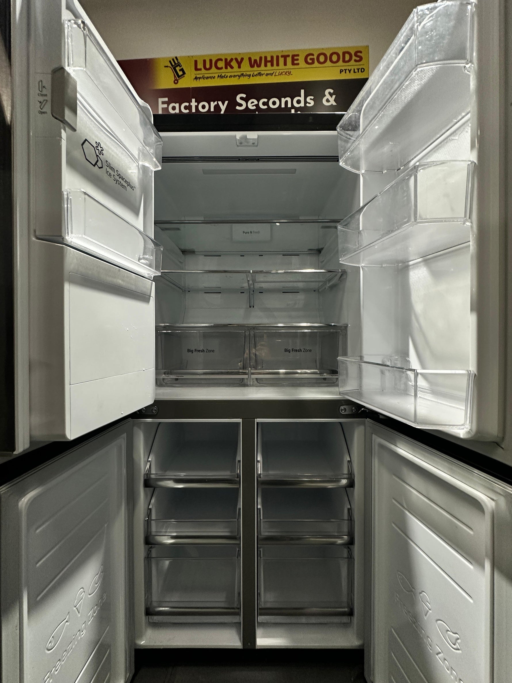 LG 570L Quad Door Fridge Freezer – Refurbished