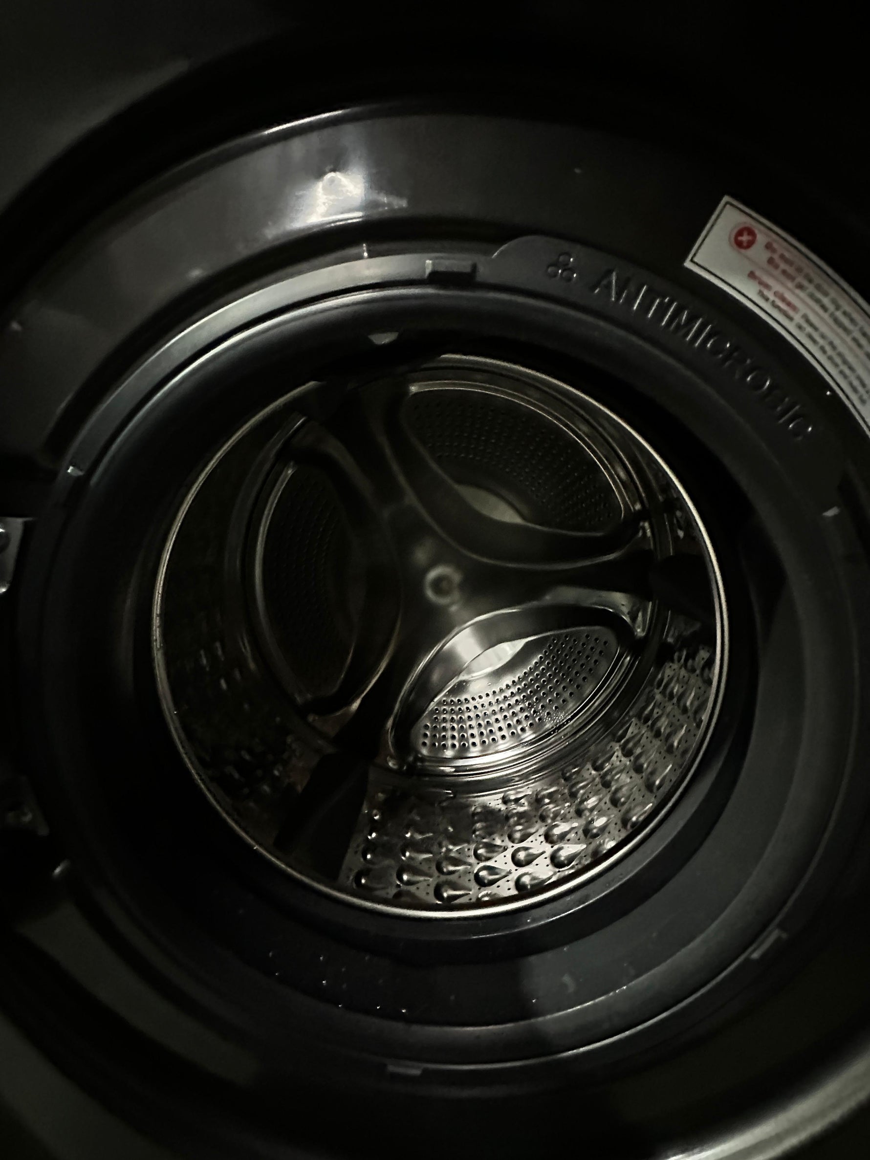 CHiQ 8.5kg Front Load Washing Machine – Refurbished