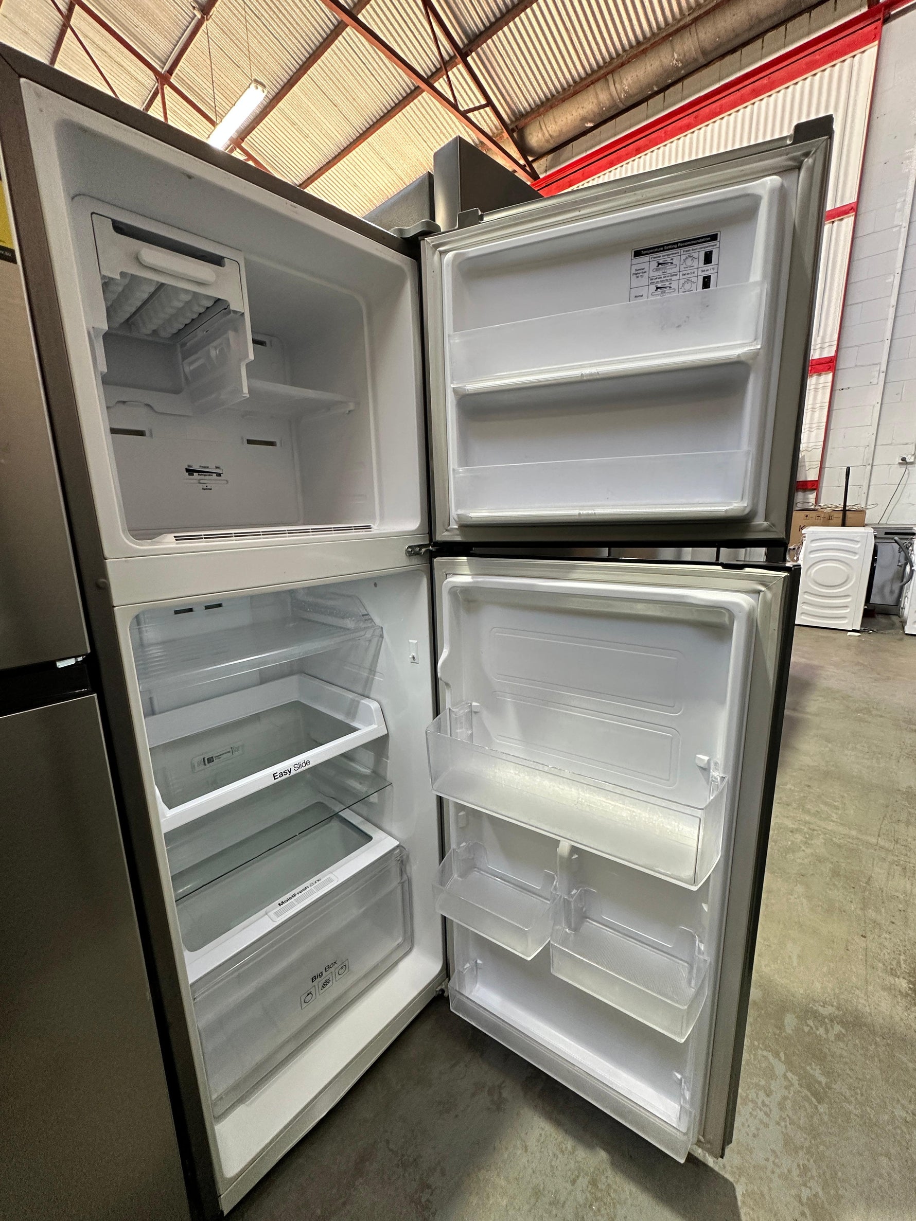 Refurbished Samsung 255L Top Mount Fridge Freezer | ADELAIDE