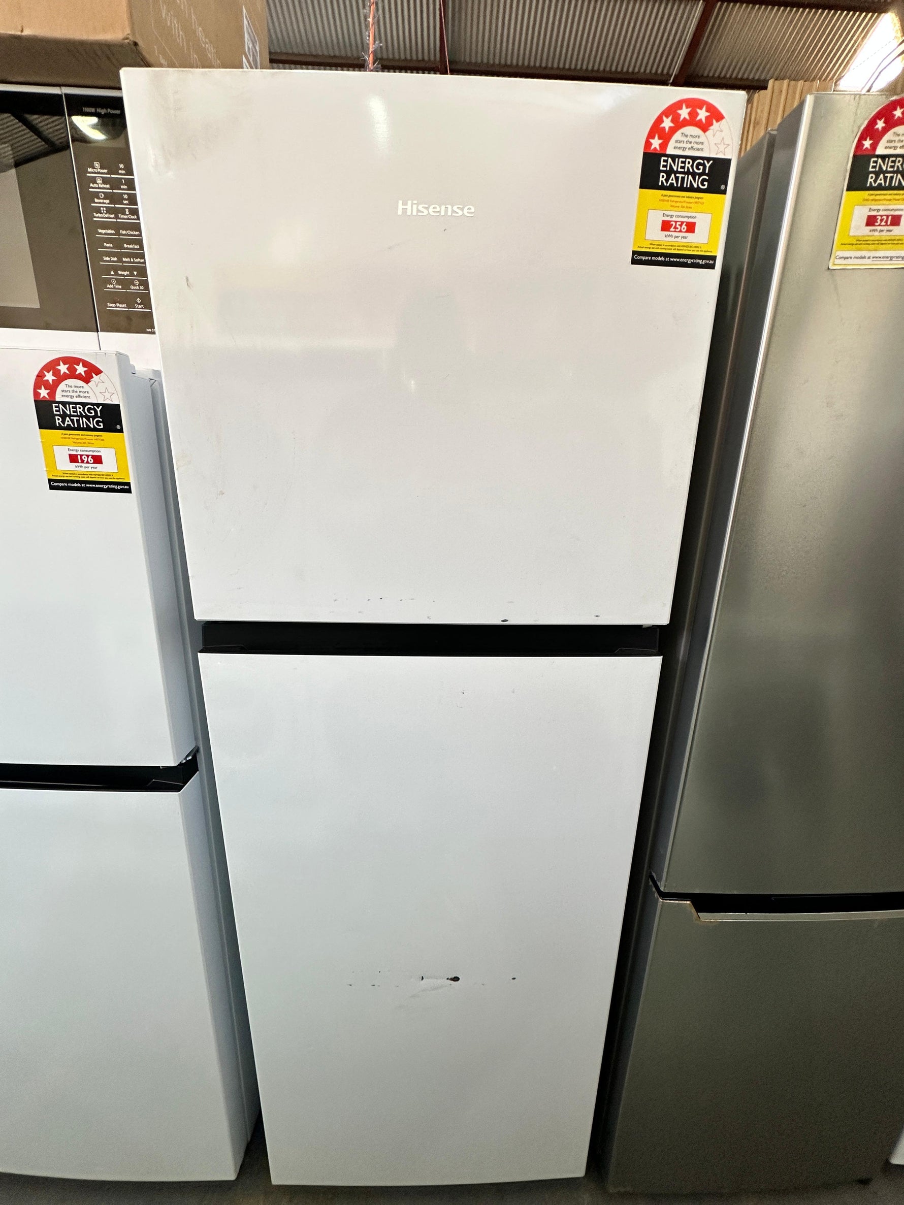 Refurbished Hisense 326L Top Mount Fridge Freezer | ADELAIDE