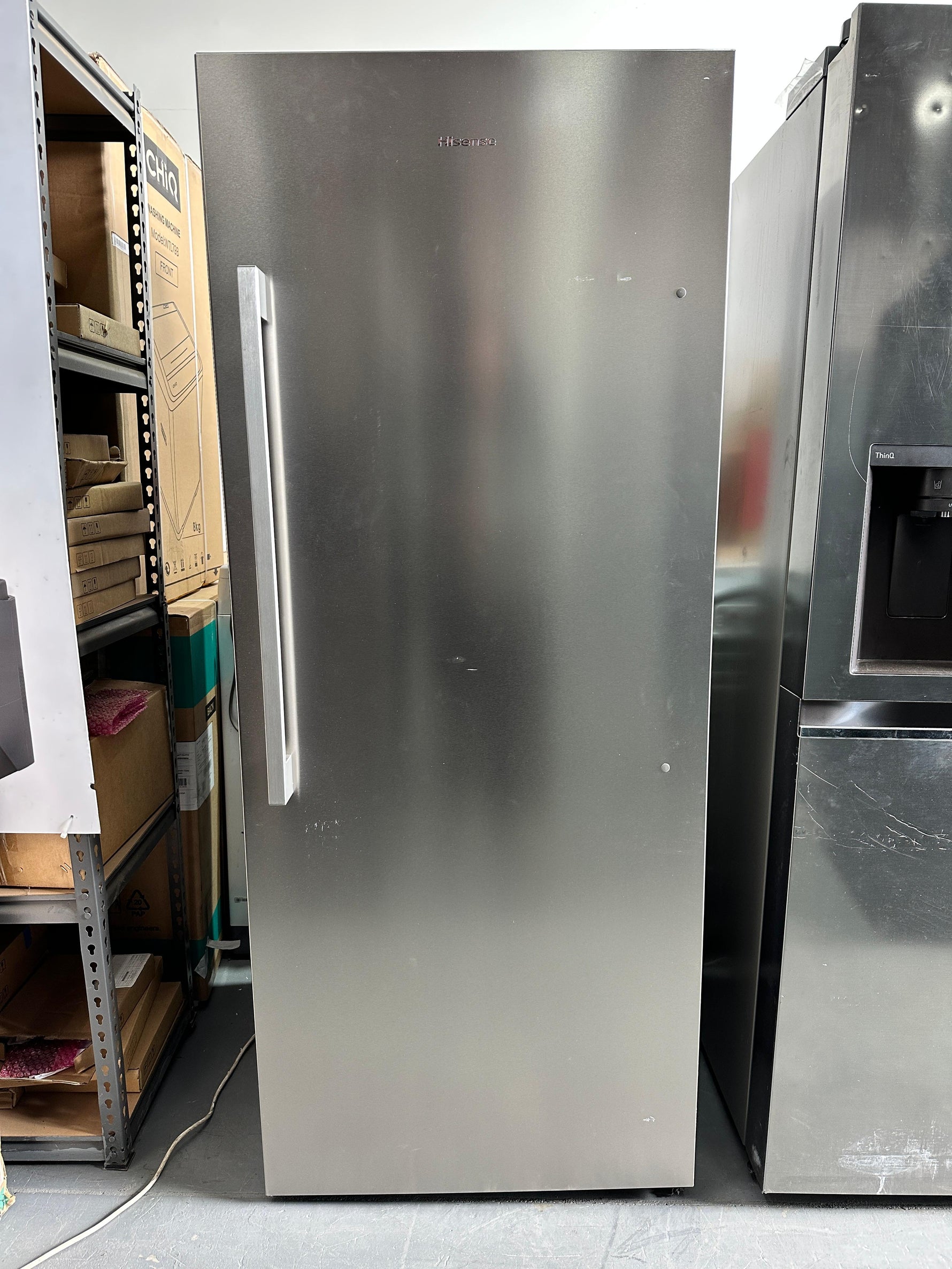 Near New Hisense 384L Vertical Hybrid Fridge Freezer – HRVF384S | ADELAIDE