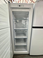 Hisense 155L Vertical Freezer – Near New | ADELAIDE