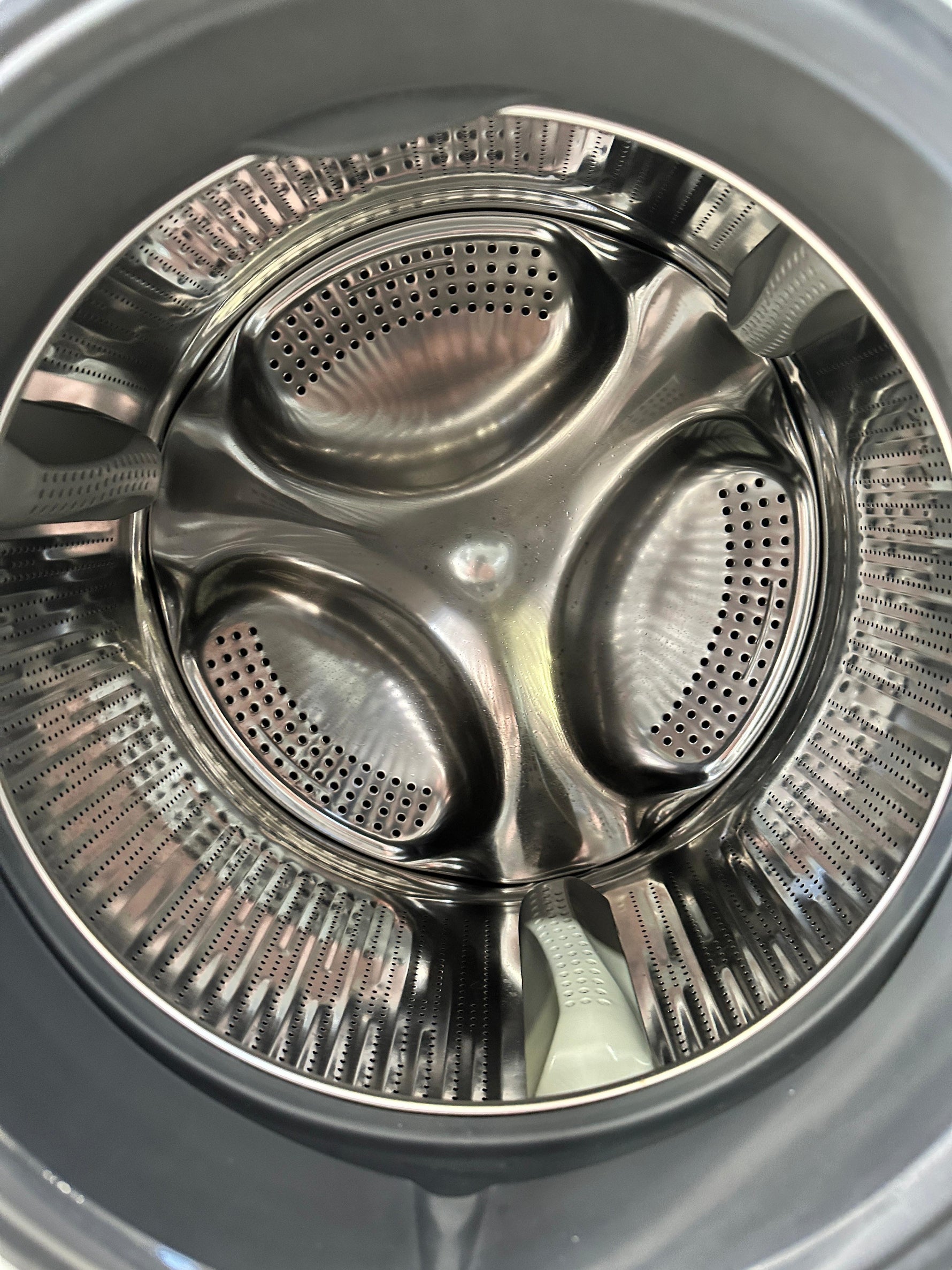 Refurbished Fisher & Paykel 8.5kg Front Load Washing Machine | ADELAIDE