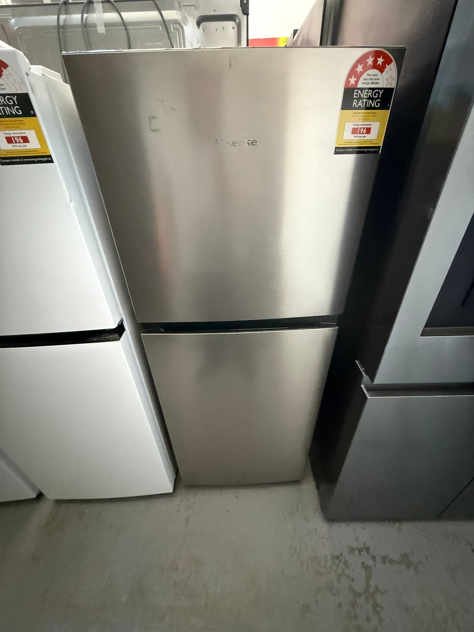 Factory Second Hisense 205 L Fridge Freezer | ADELAIDE