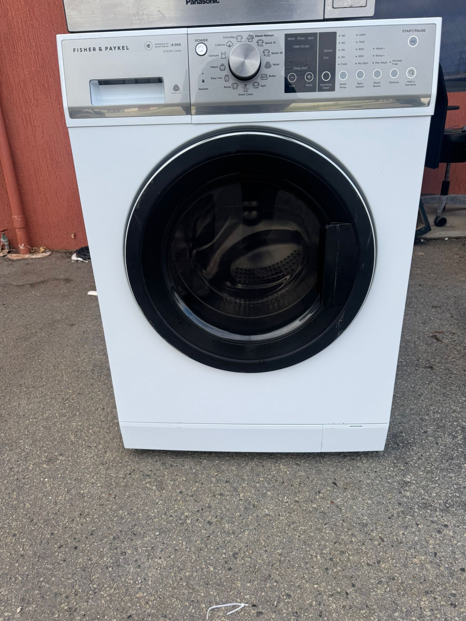 Fisher & Paykel 8.5kg Front Load Washing Machine – Refurbished | PERTH
