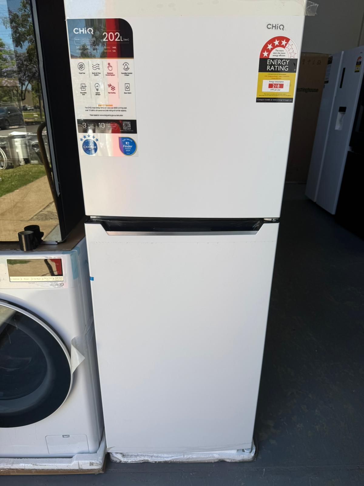 Factory Second Chiq 202L Fridge Freezer | ADELAIDE