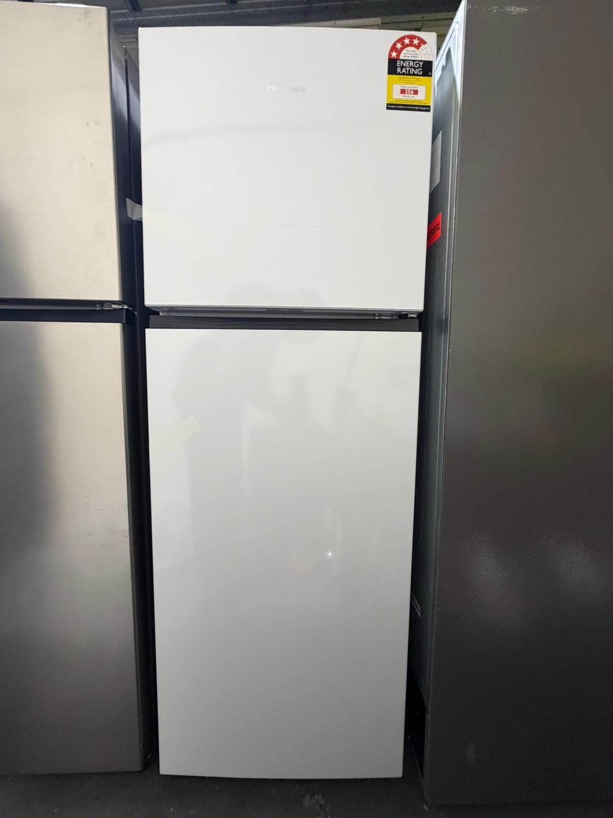 Hisense Top Mount Refrigerator/Freezer HRTF325 326L – Factory Second