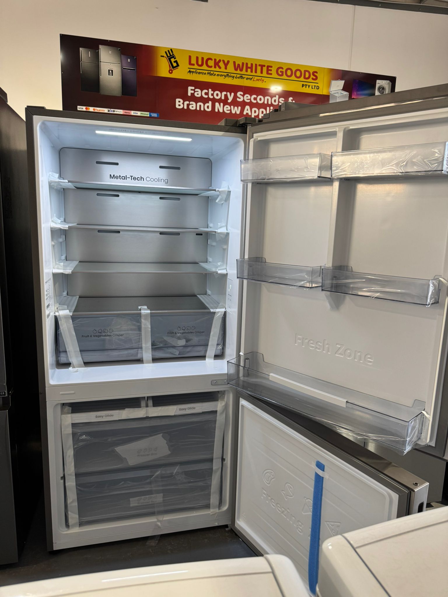 Factory Second – Hisense HRBM503S 503L Bottom Mount Fridge Freezer | PERTH