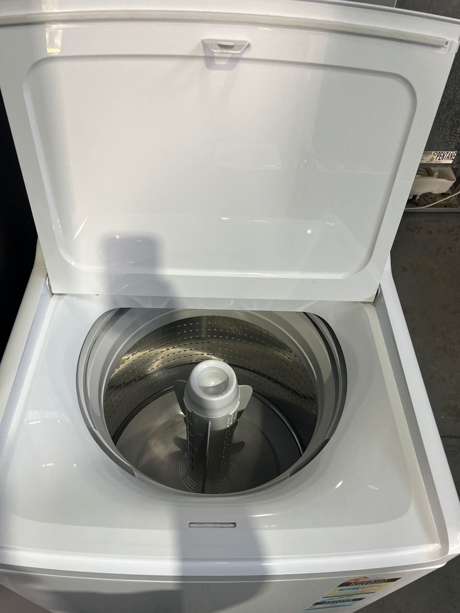 Factory second Samsung 339 Litres Fridge Freezer SRLX4100N And Refurbished Fisher&Paykel 8 Kgs Washing