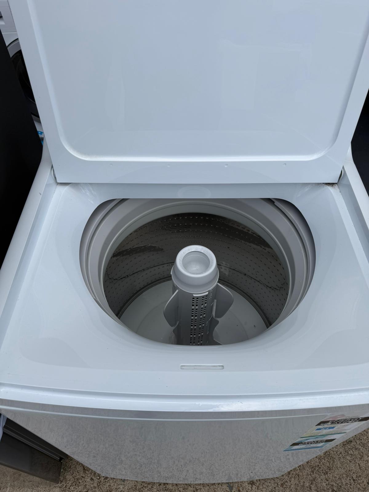 Factory Second Combo – Kogan 529L Refrigerator + Fisher & Paykel 7KG Top Loader Washer | BRISBANE