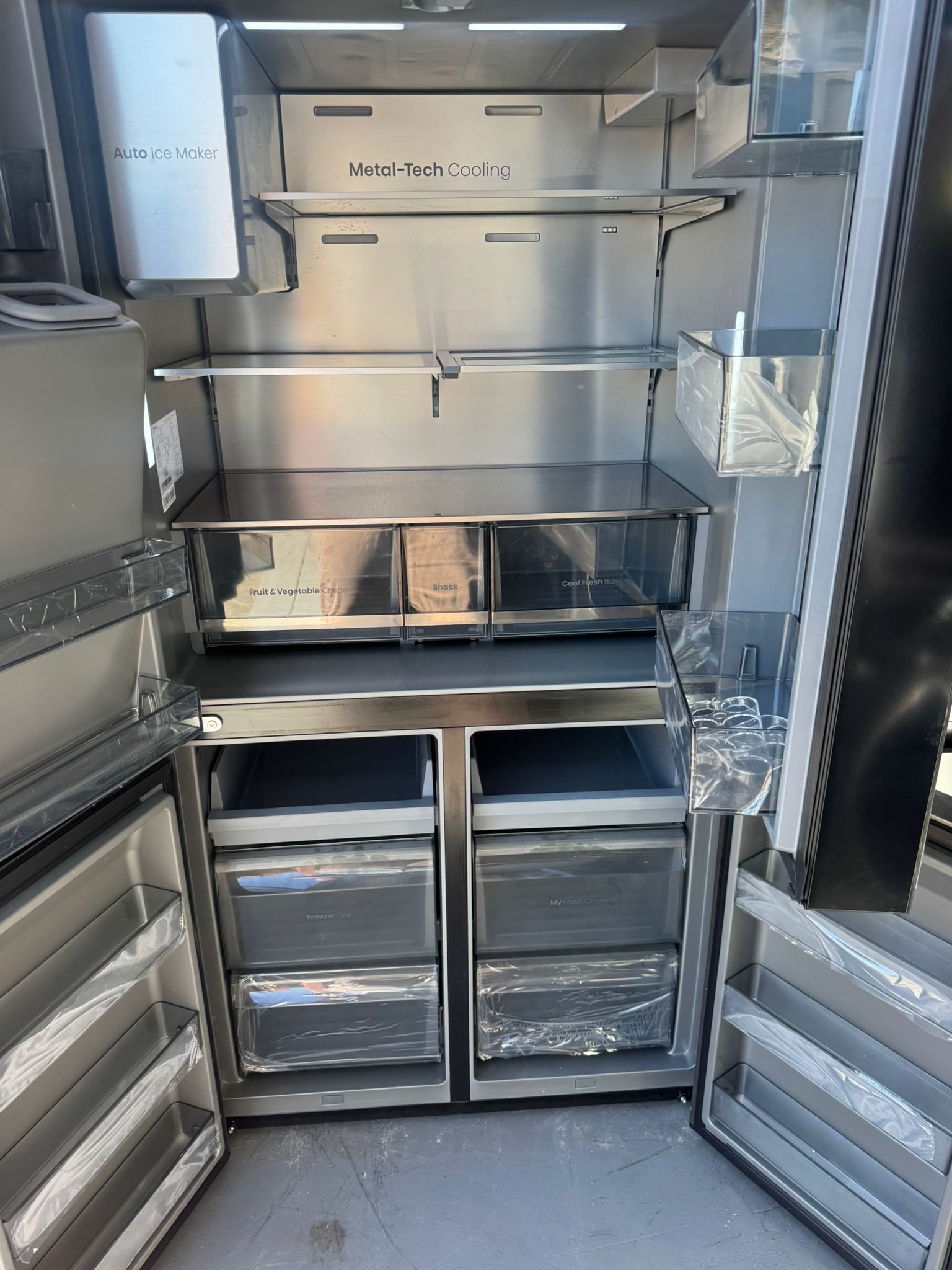 Refurbished – Hisense HRCD615TBWV 615L French Door Fridge Freezer | PERTH