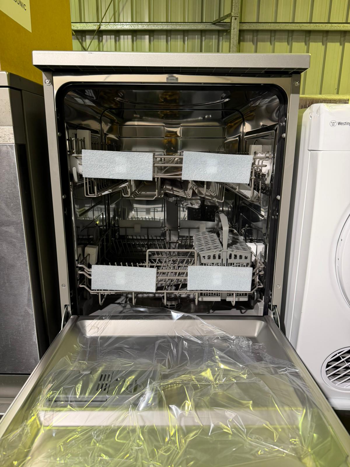 Solt Dishwasher GGSDW60|3X 13 Place Settings – Factory Seconds