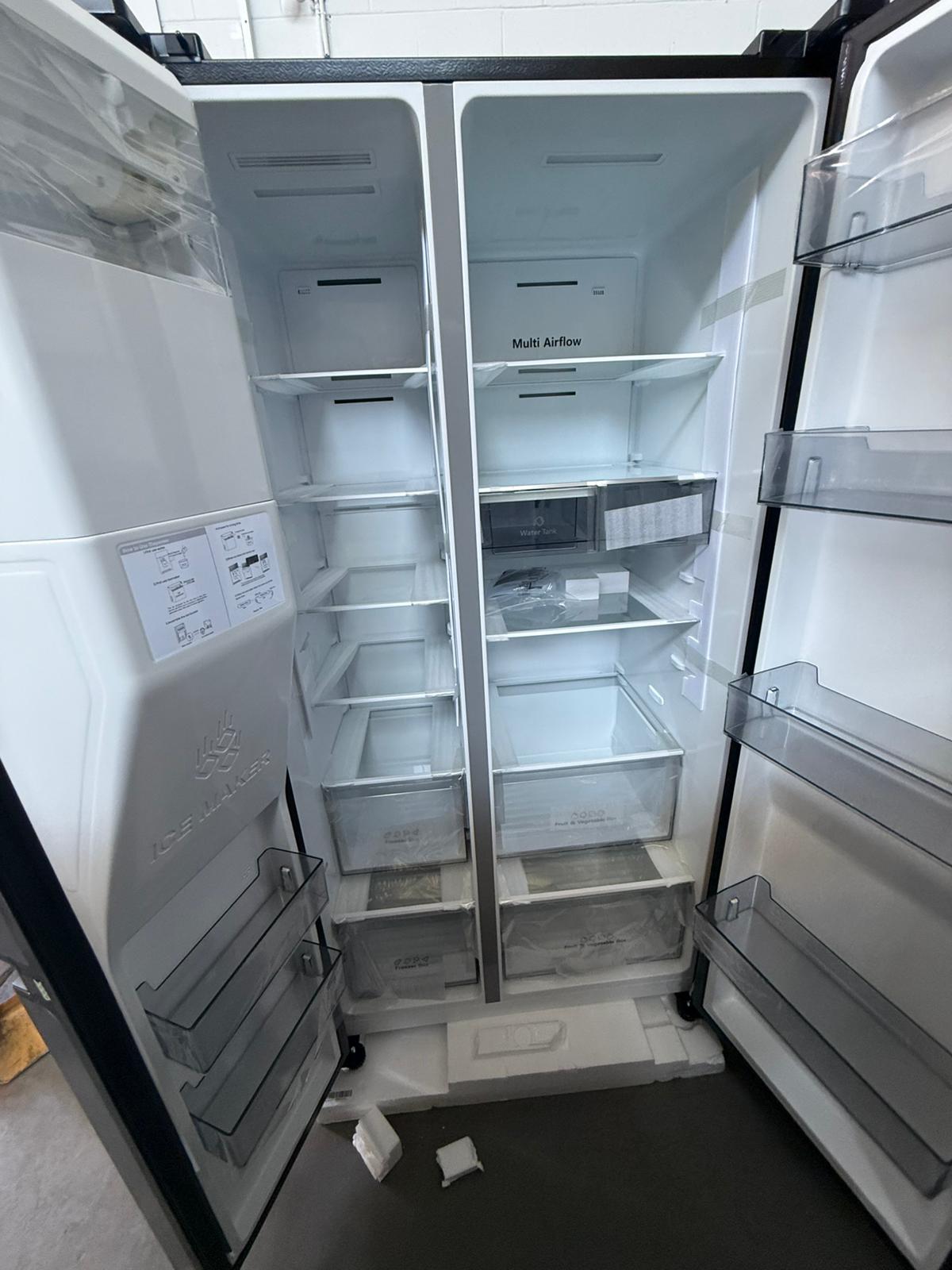 Factory Second Hisense 632L Side by Side Fridge Freezer | ADELAIDE