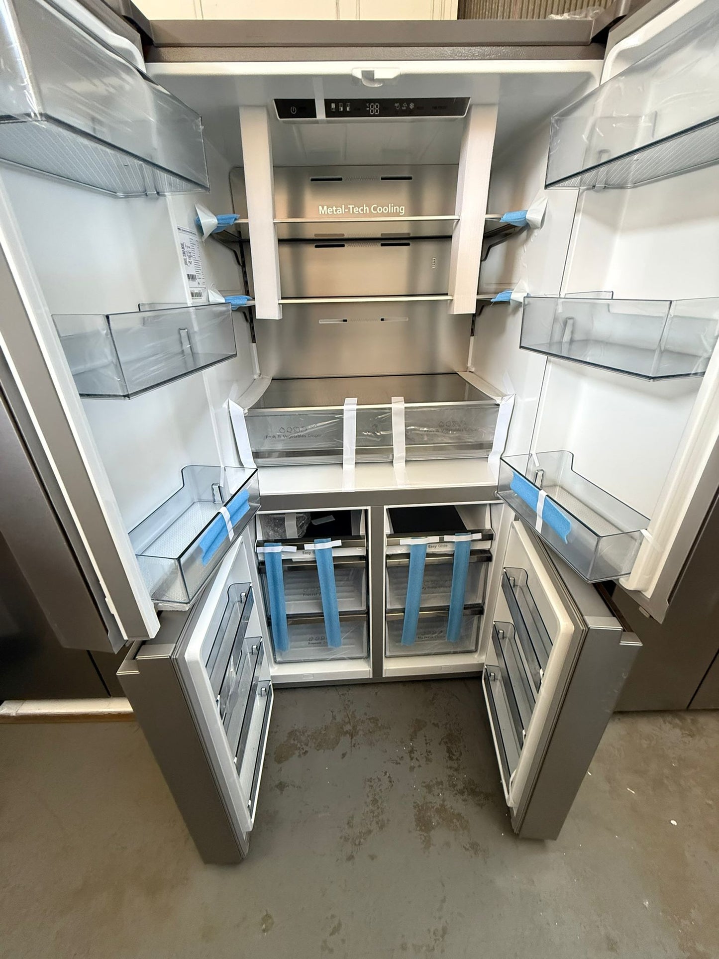 Factory Second Hisense 610 L Quad Door Fridge Freezer | ADELAIDE