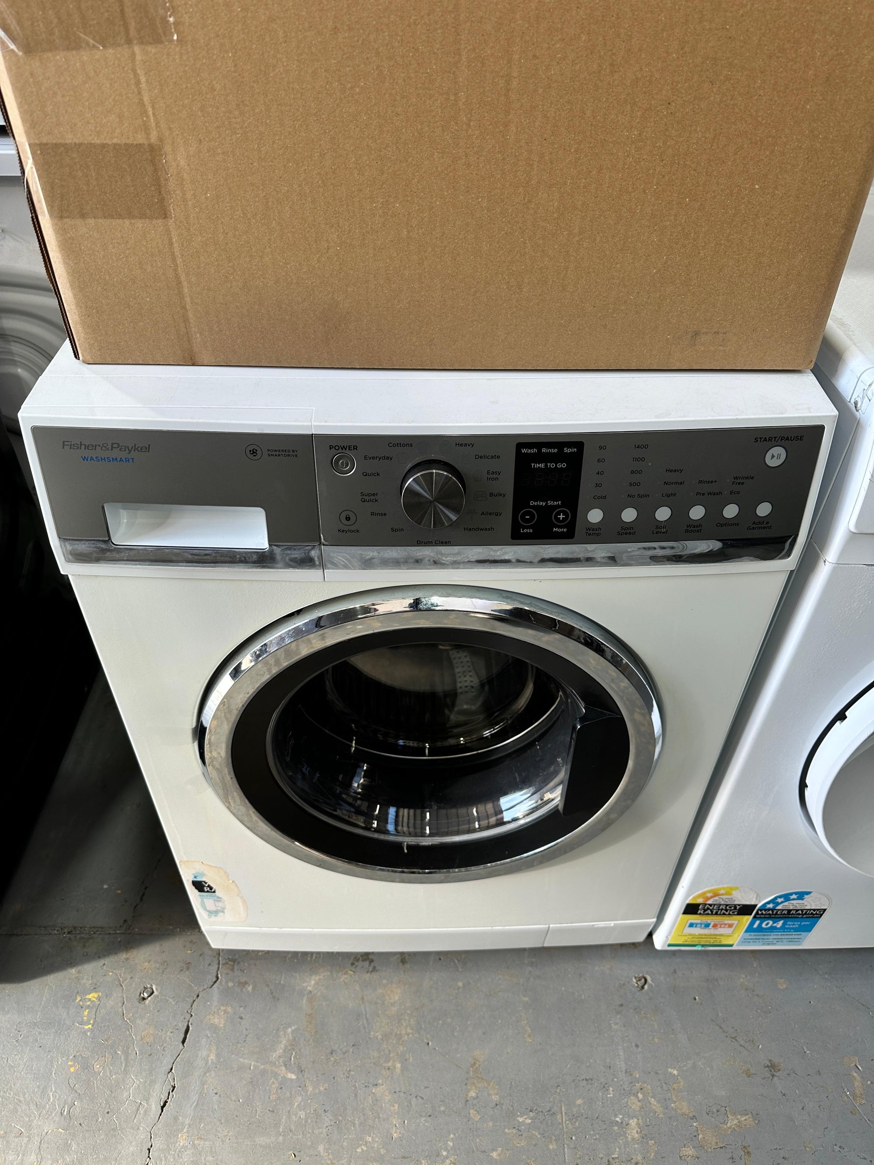 Refurbished Fisher & Paykel 8.5kg Front Load Washing Machine | ADELAIDE