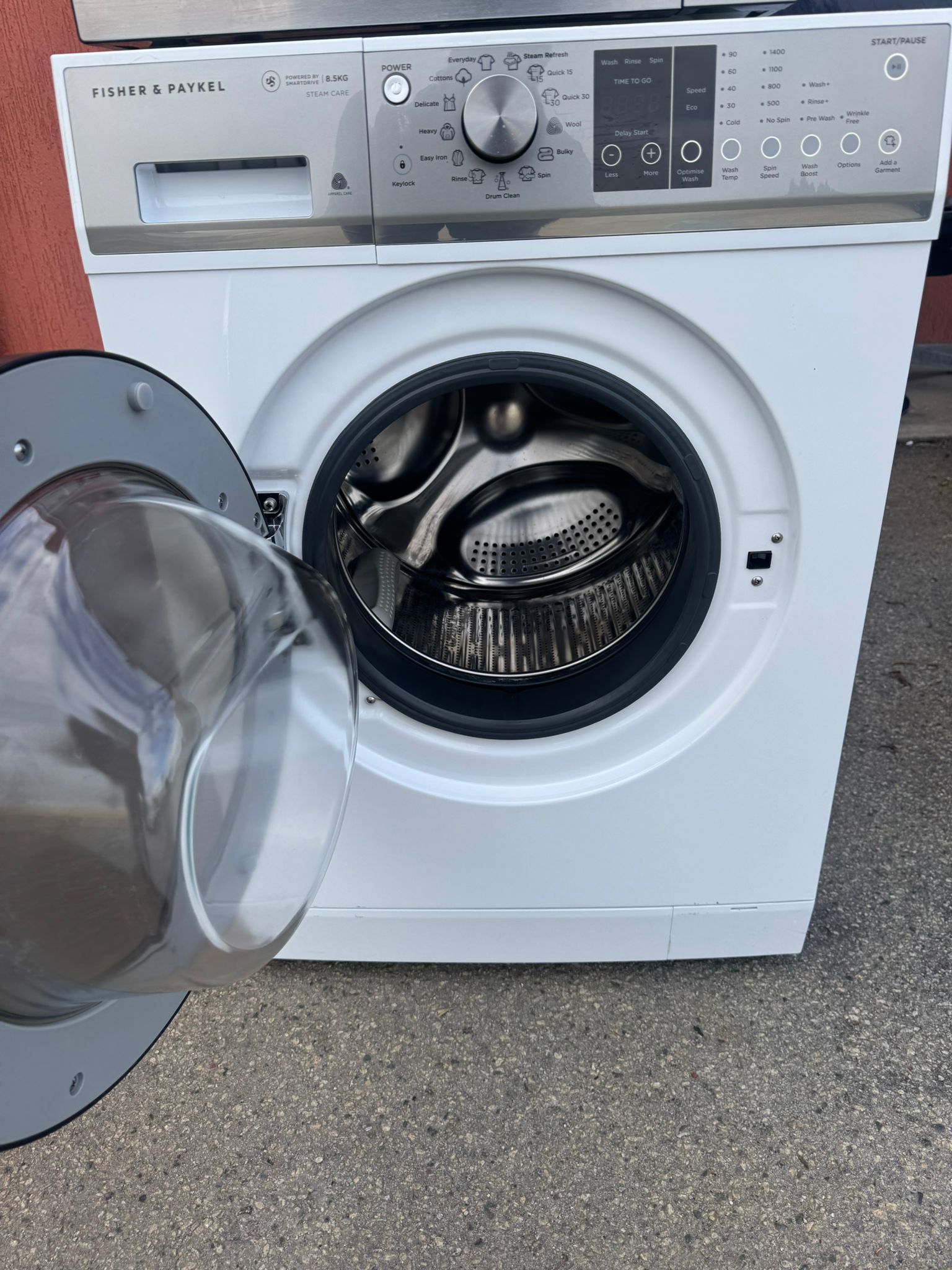 Fisher & Paykel 8.5kg Front Load Washing Machine – Refurbished | PERTH