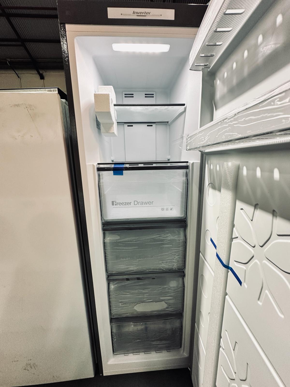 CHiQ 206L Hybrid Upright Freezer – Factory Seconds | ADELAIDE