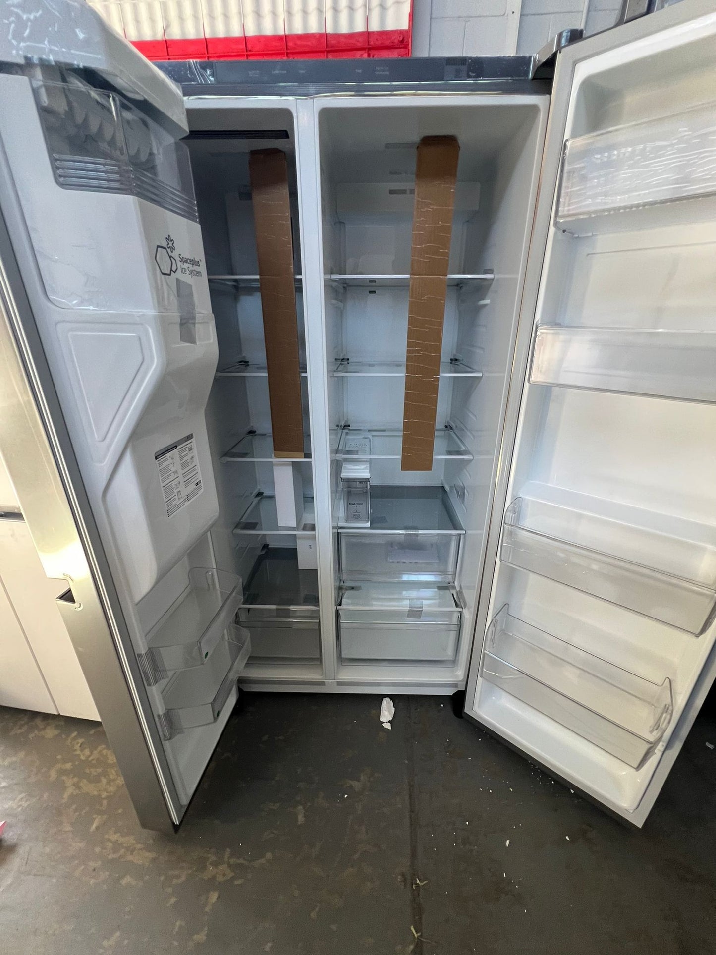 LG 641 L Side by Side Fridge Freezer | ADELAIDE