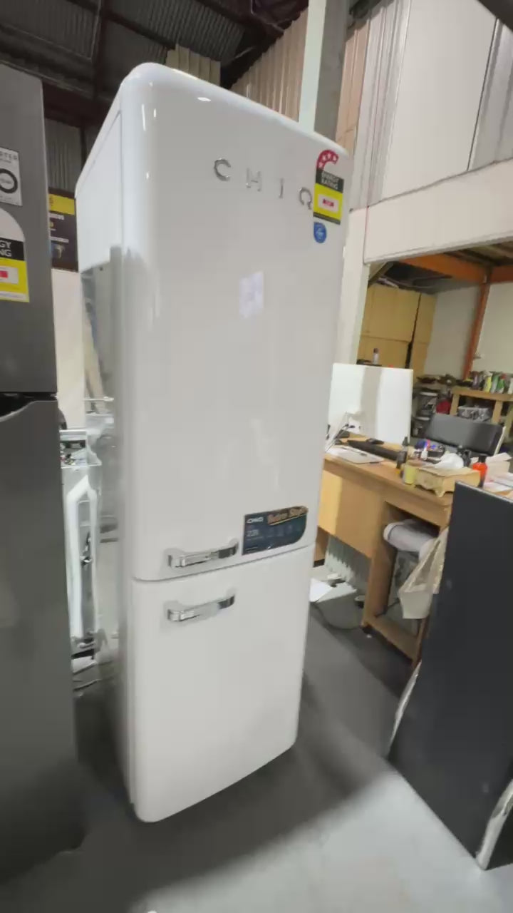 Factory Second CHiQ 231L Retro Bottom Mount Refrigerator