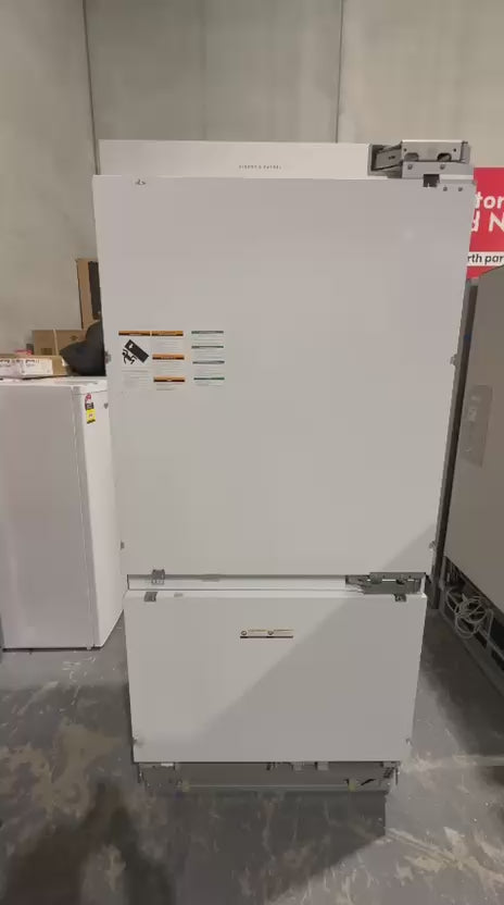 Ex Display Fisher & Paykel Series 7 Integrated Fridge Freezer